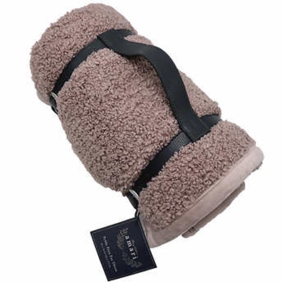 Amari Bedding Amari Teddy Faux Fur Throw Poshmark